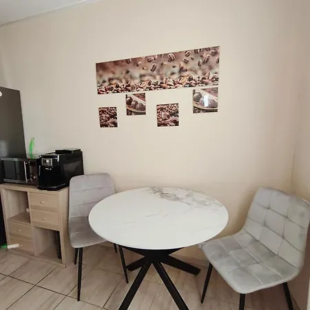 2br - Free Parking, Wifi, Self Check-in Apartment Klaipėda