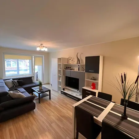 2br - Free Parking, Wifi, Self Check-in Apartment